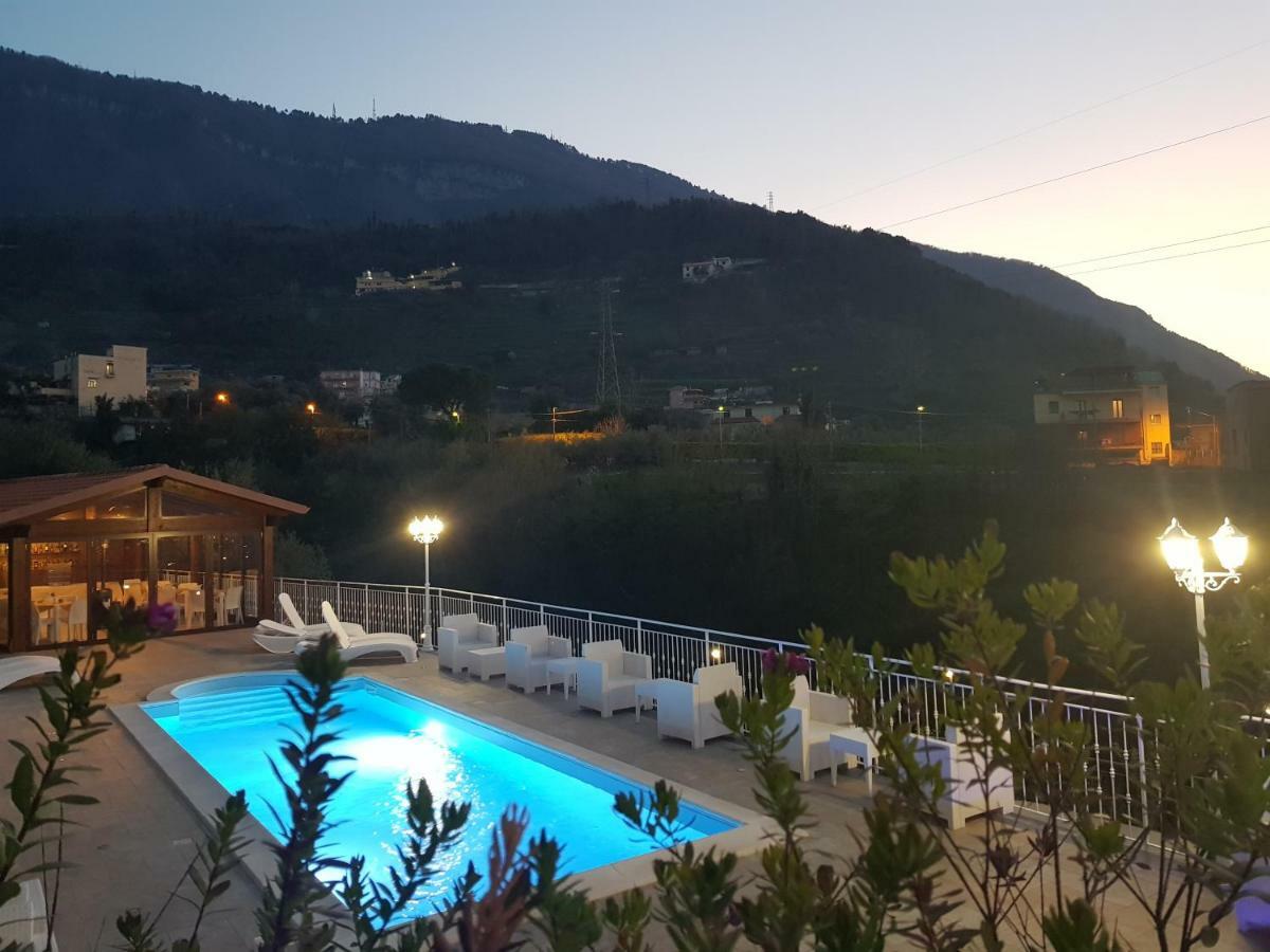 Villa Catie Castellammare di Stabia Dış mekan fotoğraf